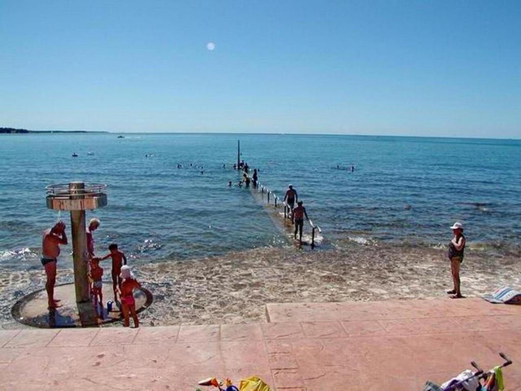 Apartman Ema Novigrad Istria Exterior foto